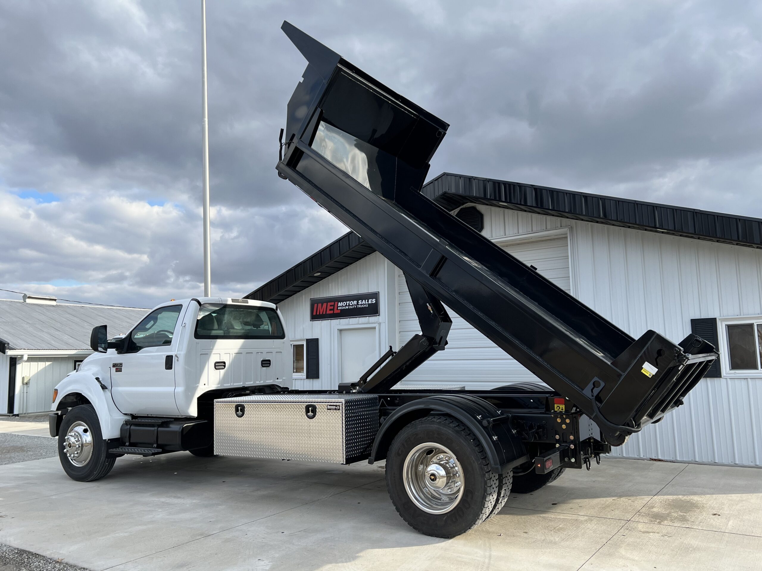 Ford F-750 switch n go dump trucks for sale