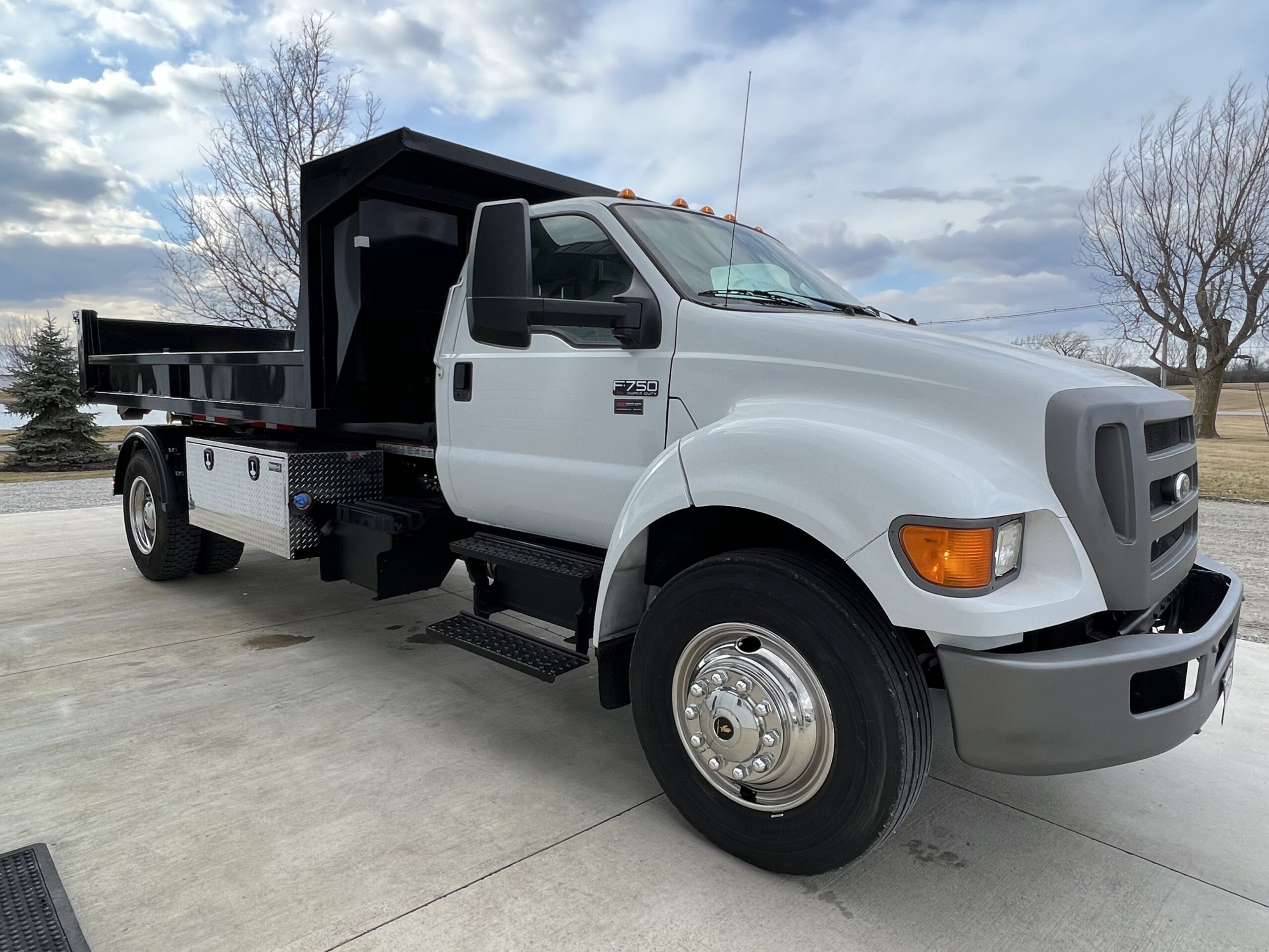 switch n go dump trucks for sale